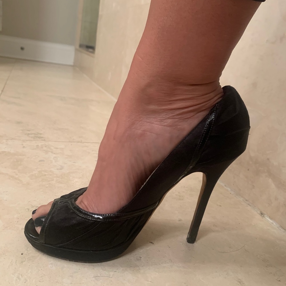 Jimmy Choo Black Satin Peep Toe Stiletto Pumps 38 - Picture 6 of 10